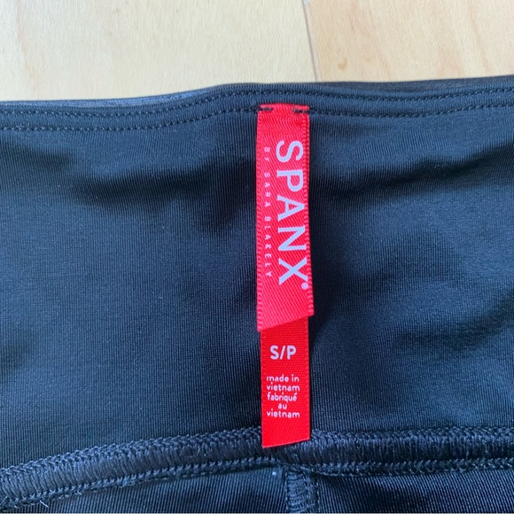 Spanx Black Metallic Shimmer Leggings - Picture 6 of 8